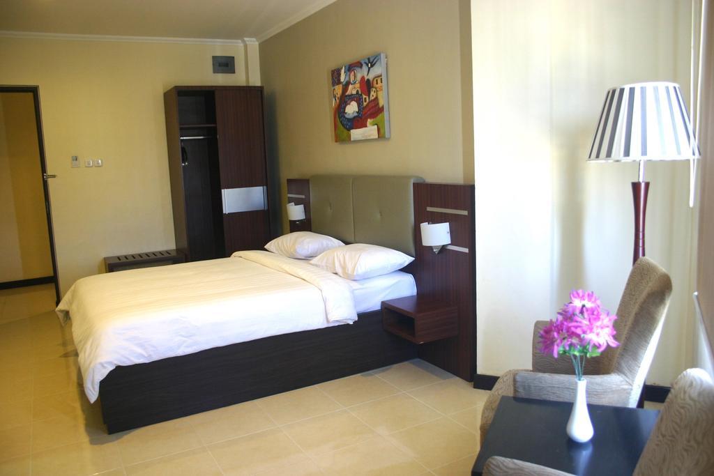 Royal Mamberamo Hotel Sorong Bilik gambar