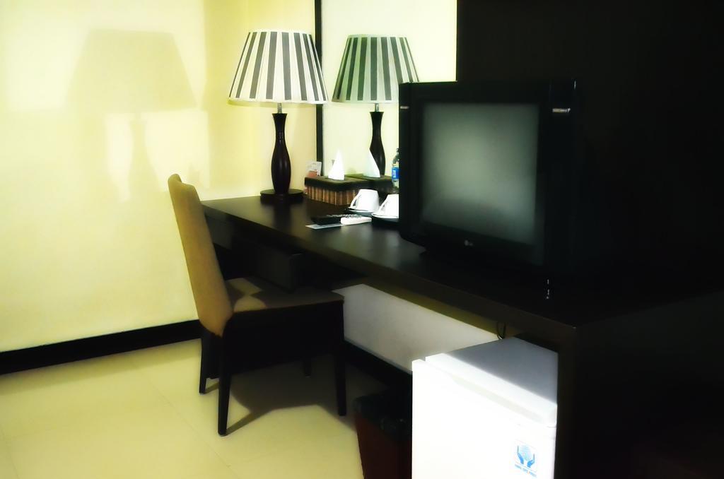 Royal Mamberamo Hotel Sorong Bilik gambar