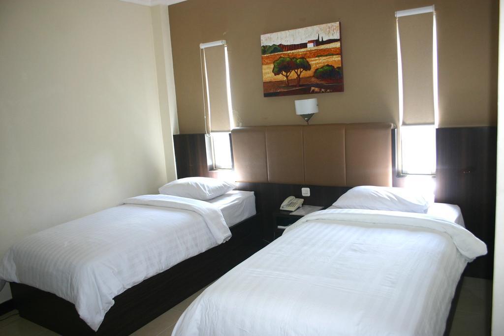 Royal Mamberamo Hotel Sorong Bilik gambar