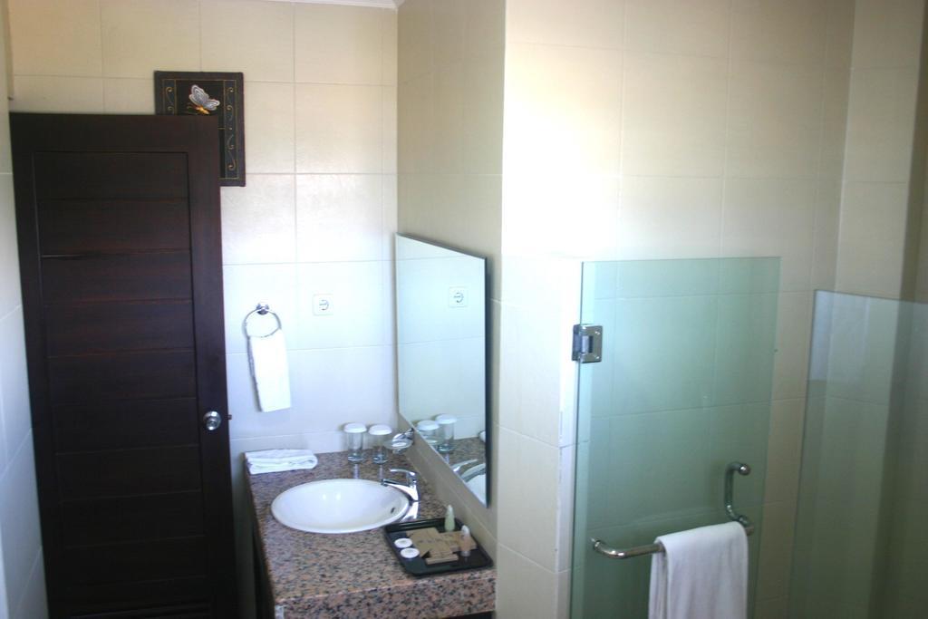 Royal Mamberamo Hotel Sorong Bilik gambar