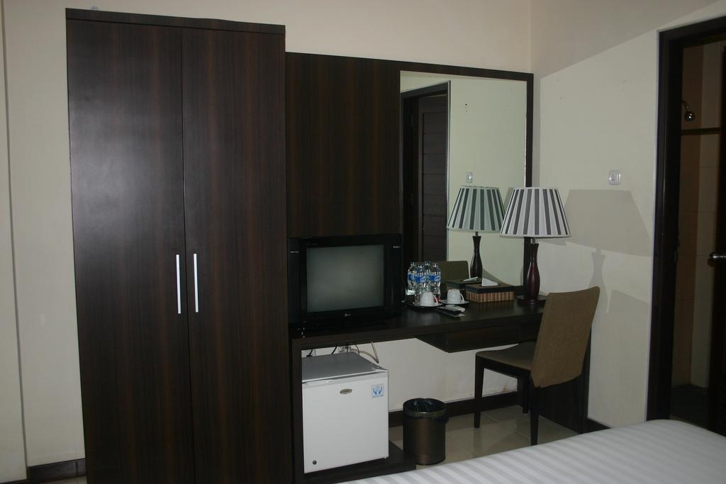 Royal Mamberamo Hotel Sorong Luaran gambar