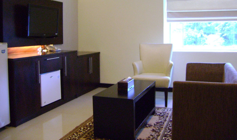 Royal Mamberamo Hotel Sorong Luaran gambar